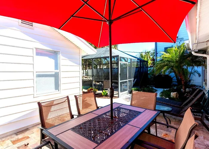 Holiday home Casa Del Mar - Pool Experience! Clearwater Beach